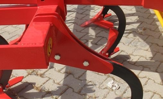 Safety Bolt for Tines